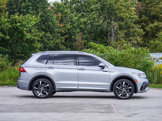 2022 Volkswagen Tiguan Highline R-Line- Pano Roof - Heated in Cars & Trucks in Barrie - Image 2