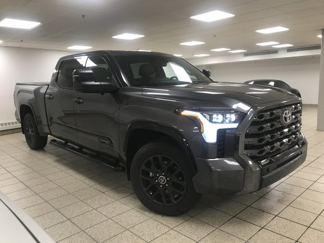 2022 Toyota Tundra 4X4 PLATINUM in Cars & Trucks in Calgary