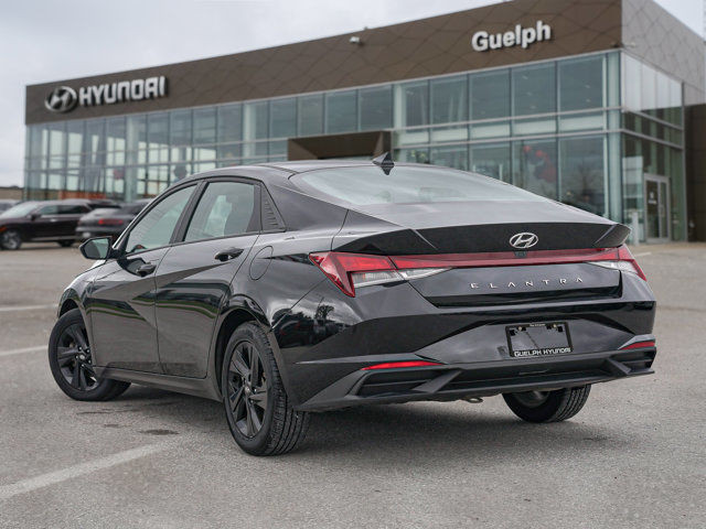 2022 Hyundai Elantra Preferred IVT | Heated Steering Wheel in Cars & Trucks in Guelph - Image 4