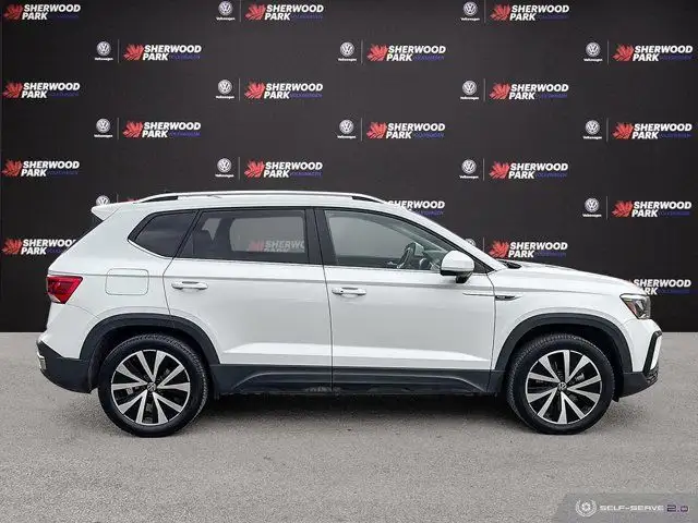 2023 Volkswagen Taos Comfortline | VW CERTIFIED | LEATHER SEATS in Cars & Trucks in Strathcona County - Image 8