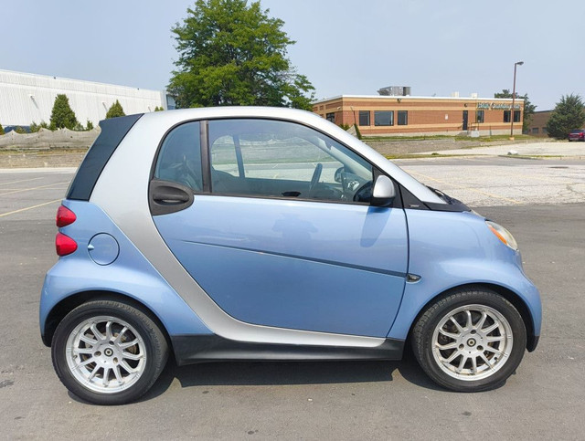 2011 Smart Fortwo passion 2dr Cabriolet in Cars & Trucks in Mississauga / Peel Region - Image 4