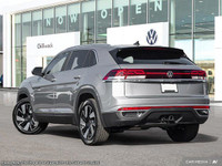 This Volkswagen Atlas Cross Sport boasts a Intercooled Turbo Premium Unleaded I-4 2.0 L/121 engine p... (image 4)