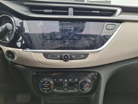 Come see this certified 2023 Buick Encore GX Essence | Leather | Sunroof | BSM | Rear Cross-Traffic... (image 3)