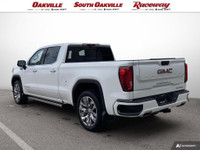 4WD / 4X4 Clean Carfax No Reported Accidents Navigation, Navi, GPS 10-Way Power Driver & Passenger w... (image 3)
