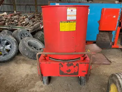 Selling my agriMetal gas-powered bale chopper here.