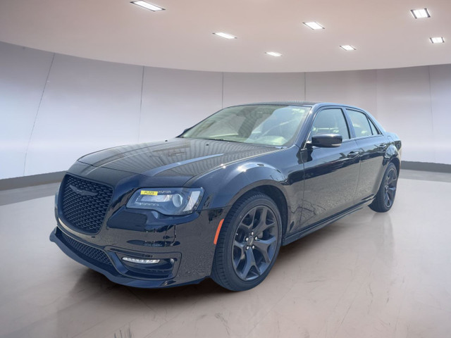 Chrysler 300 300 Touring TI 2022 à vendre dans Autos et camions  à Laurentides