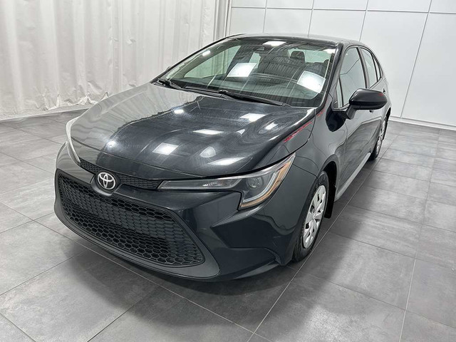 2020 Toyota Corolla L - BLUETOOTH - CLIMATISATION in Cars & Trucks in Québec City - Image 3