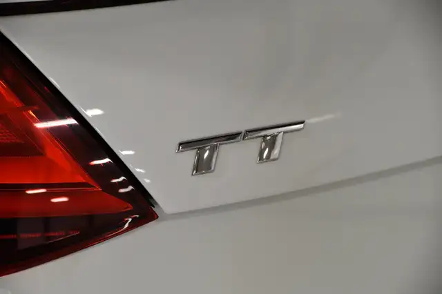 2017 Audi TT Competition / Black Optics / Navigation / Inspecté  in Cars & Trucks in Longueuil / South Shore - Image 9