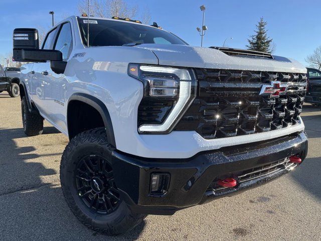 2024 Chevrolet Silverado 2500HD ZR2 in Cars & Trucks in Edmonton - Image 2