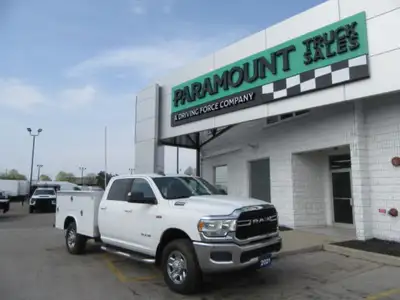 6.4 L HEMI V8 GAS ENGINE, AUTO TRANS, 4X4, A/C, POWER WINDOWS & LOCKS WITH KEYLESS ENTRY, POWER & HE...