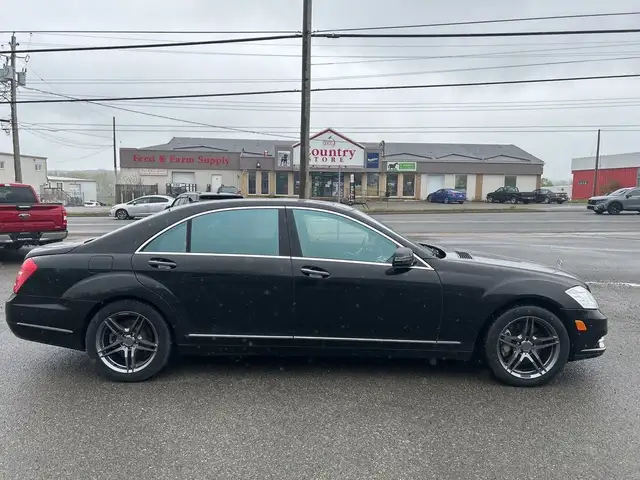 2010 Mercedes-Benz S-Class S 550 AWD LOW KM NAV LEATHER in Cars & Trucks in New Glasgow - Image 4