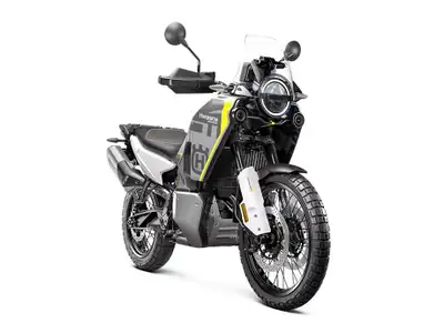 2024 Husqvarna 901 NORDEN SAVE $1726 RABAIS AVEC RABAIS = 45.66$/semaine (120 mois @ 7.99% + tx) 50....