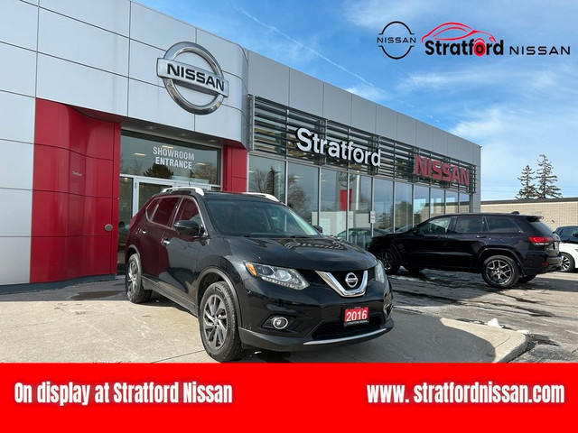  2016 Nissan Rogue SL | AWD | PANORAMIC MOONROOF | CLEAN CARFAX in Cars & Trucks in Stratford