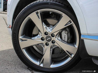This Genesis GV80 has LOW KM'S!! No Accidents and shows beautifully! Finished in Pearl White Paint o... (image 8)