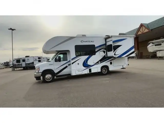 2023 Thor Motor Coach Chateau 22B in RVs & Motorhomes in Red Deer - Image 10