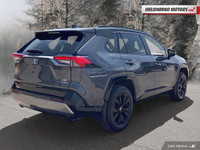 Engine: Gas/Electric 4cyl 2.5L L/100Km City: 5.8 L/100Km Hwy: 6.3 Safety Equipment Electronic Stabil... (image 4)