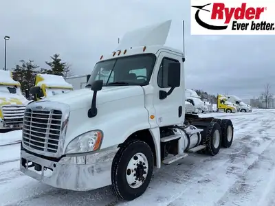 Ryder Stock ID: 684774 Transmission Type/Speed: Auto 13 Engine: DIESEL DD15 GHG'17 475/1650 Horse Po...