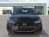 N LIGHT SPORT BUCKET SEATS Engine: Intercooled Turbo Premium Unleaded I-4 2.0 L/122 L/100Km City: 12... (image 7)
