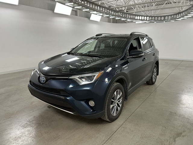 2017 TOYOTA RAV4 HYBRID XLE 4WD-I MAGS*TOIT*CAMERA*SIEGES CHAUFF in Cars & Trucks in Laval / North Shore - Image 2