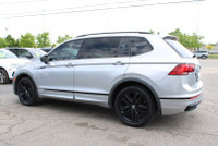 7 Passenger!! Well Maintained Elevate Your Drive with the 2022 VW Tiguan Comfortline R-LINE BLACK ED... (image 4)