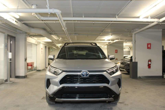 2022 Toyota RAV4 Hybrid SE in Cars & Trucks in City of Montréal - Image 2