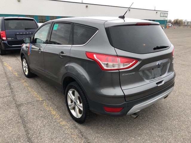 2014 Ford Escape 4WD 4dr SE in Cars & Trucks in City of Toronto - Image 2