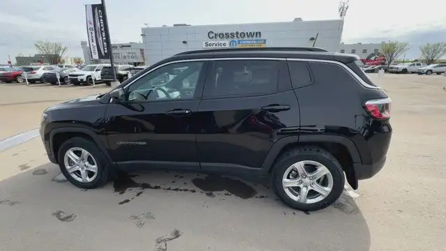 2024 Jeep Compass North | Sunroof | Apple CarPlay in Cars & Trucks in Edmonton - Image 6