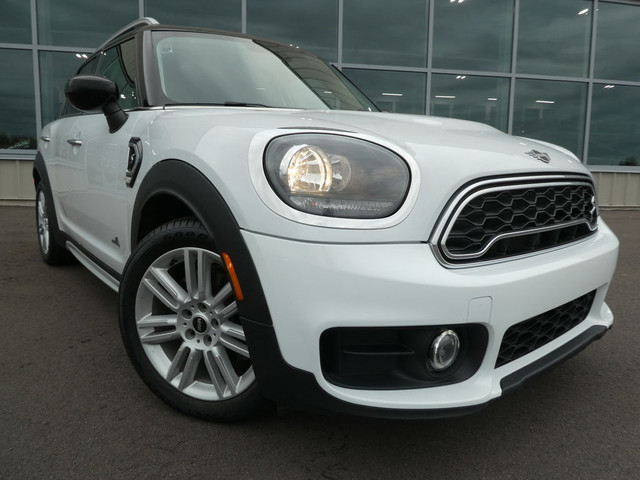  2020 MINI Countryman Cooper S ,AWD, Sunroof, Heated Leather in Cars & Trucks in Moncton