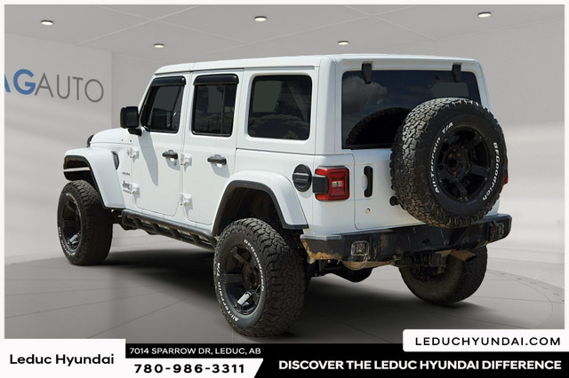 2020 Jeep Wrangler Unlimited Sahara in Cars & Trucks in Edmonton - Image 4