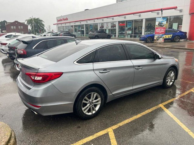2015 Hyundai Sonata 2.4L GL in Cars & Trucks in London - Image 4