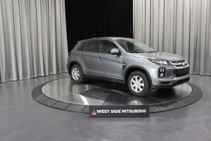 2025 Mitsubishi RVR ES