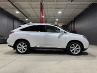 Starfire Pearl Exterior On Black Leather Interior, And A Brown Walnut Wood Trim. Local Trade-In, No... (image 1)