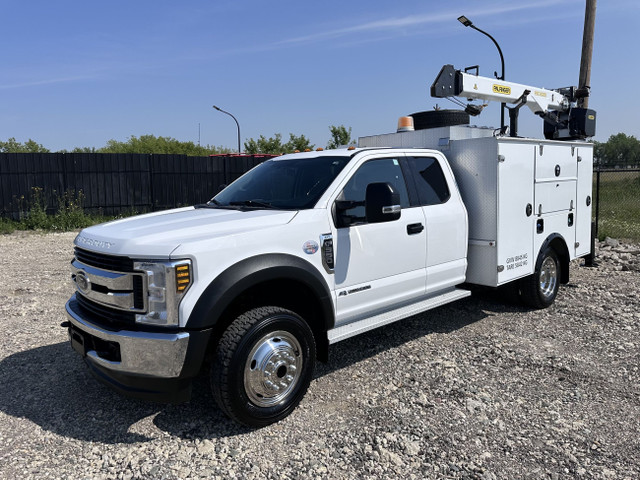 2018 Ford F550 ExtCab 4x4 Service Truck DSL 9FT 4000LBS VMAC in Heavy Trucks in Edmonton