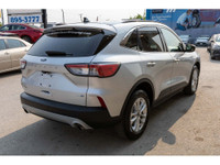 MANITOBA VEHICLE! - Panoramic Sunroof - Remote Start - Apple CarPlay & Android Auto - Backup Camera... (image 8)