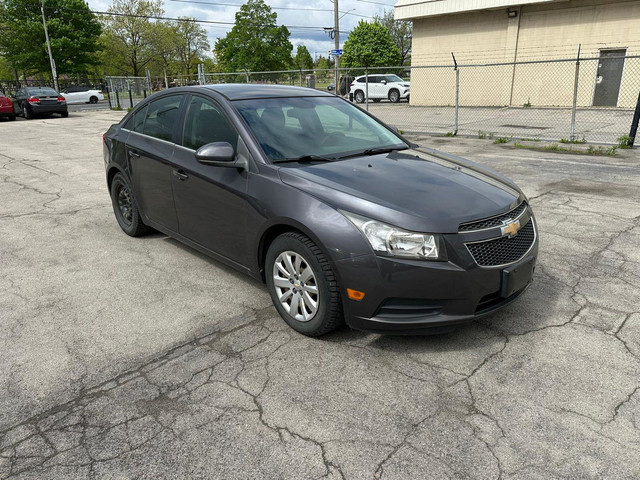 2011 Chevrolet Cruze 1LT CLEAN CARFAX in Cars & Trucks in Hamilton - Image 3