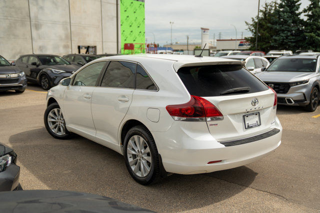 2016 Toyota Venza in Cars & Trucks in Edmonton - Image 3