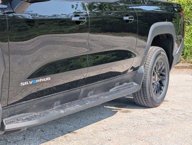 2026 Chevrolet Silverado EV Work Truck- Assisted Driving Package in Cars & Trucks in Barrie - Image 4
