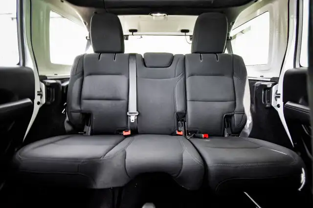 2020 Jeep Wrangler Unlimited Sahara • HEATED SEATS/STEERING • NA in Cars & Trucks in Kingston - Image 37