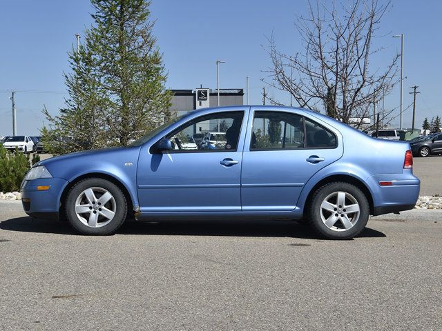 2008 Volkswagen City Jetta in Cars & Trucks in Red Deer - Image 4