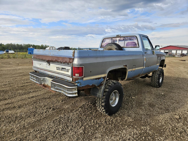 1986 Chevrolet Silverado 10 in Cars & Trucks in Edmonton - Image 4