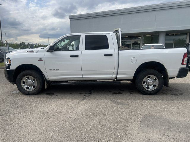 2019 Ram 3500 TRADESMAN / POWER OPTIONS / 6.7L CUMMINS DIESEL in Cars & Trucks in Calgary - Image 3