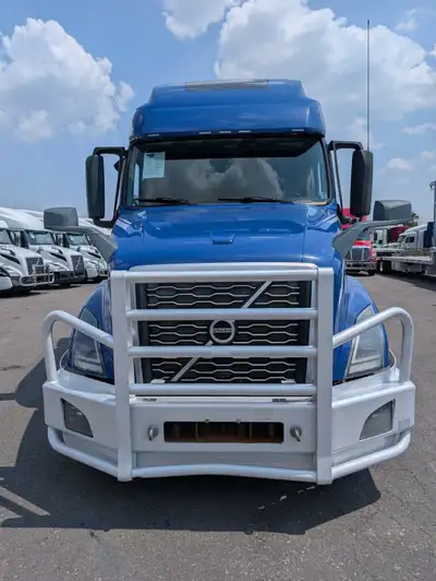 2019 VOLVO VNL 760 – READY TO WORK – D13 / 455 HP / 12 SPEED Truck Details: Year: 2019 Make: VOLVO M...