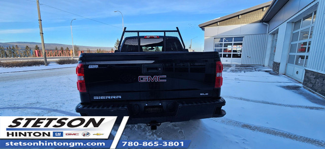 2017 GMC Sierra 1500 SLE in Cars & Trucks in St. Albert - Image 4