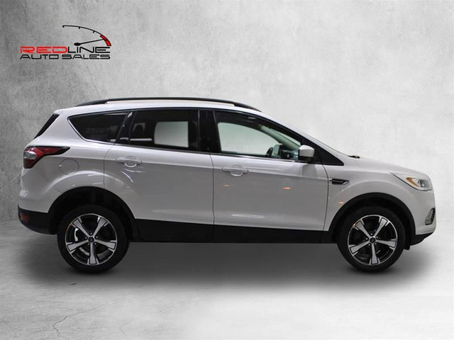 2018 Ford Escape SEL - 4WD in Cars & Trucks in London