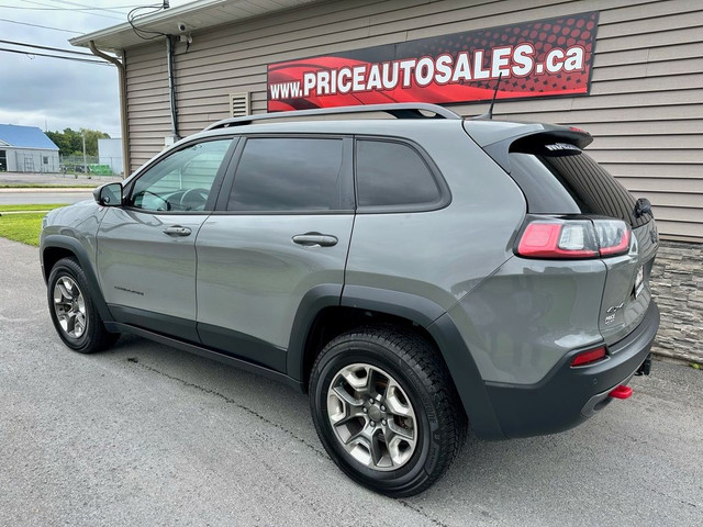 2019 Jeep Cherokee Trailhawk Elite 4x4 in Cars & Trucks in Fredericton - Image 4