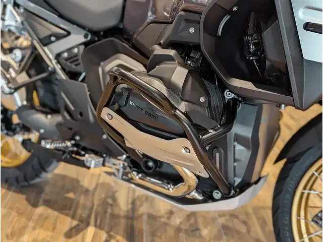 2025 BMW R 1300 GS Adventure // Triple Black in Dirt Bikes & Motocross in Winnipeg - Image 7
