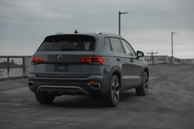 2023 Volkswagen Taos in Cars & Trucks in Delta/Surrey/Langley - Image 26