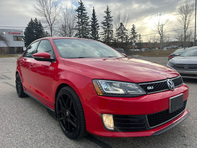 2013 Volkswagen Jetta GLI-Heated seats-Navigation & much more