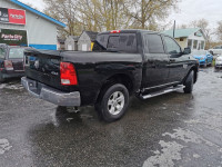 • Power_Steering • Power_Brakes • Power_Windows • Power_Seat • Power_Mirrors • Power_Locks • Keyless... (image 4)