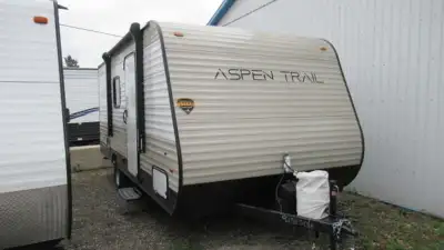 USED 2021 Aspen Trail 17BH Bunkhouse FINANCING AND EXTENDED WARRANTIES AVAILABLE Excellent condition...